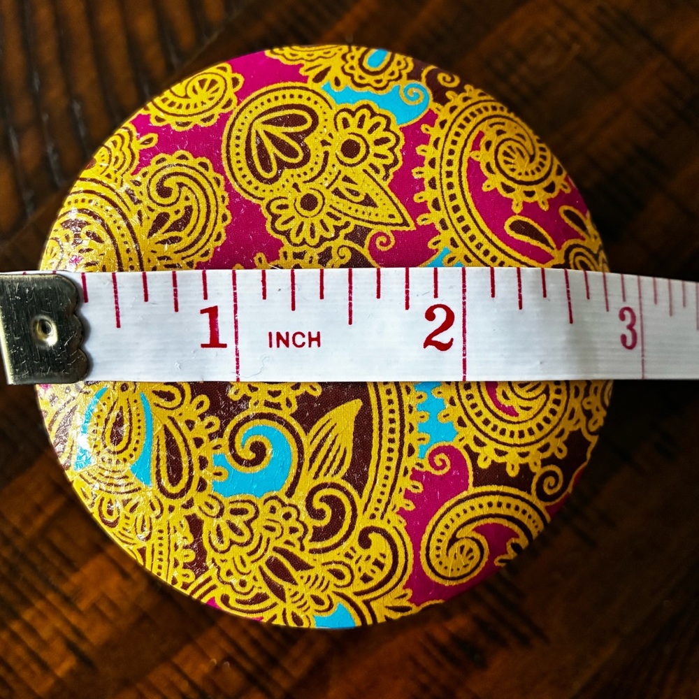 Decorative Patterned Candles - Picture 4 of 5